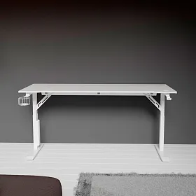 RUNWAY 160 White